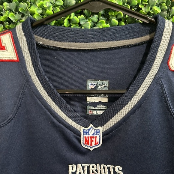 Nike New England Patriots #87 Gronkowski Navy Blue Women's NFL Jersey in small - Picture 4 of 8